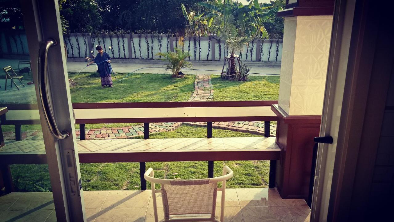 มุกดาสวรรค์ รีสอร์ท - Mukda Sawan Resort Mukdahan Exteriör bild