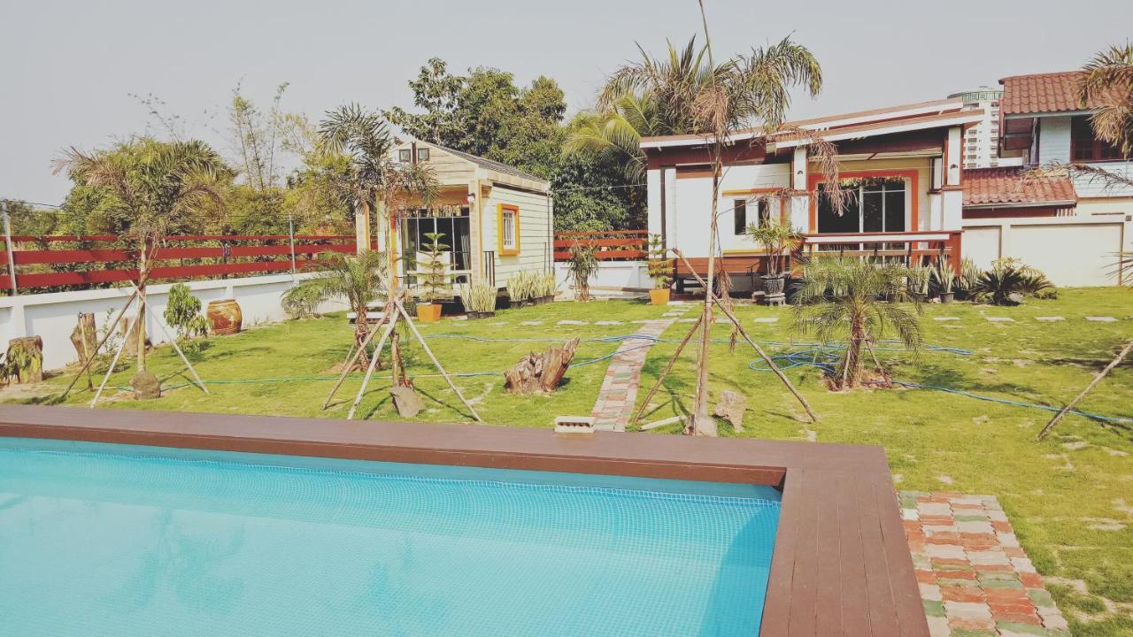 มุกดาสวรรค์ รีสอร์ท - Mukda Sawan Resort Mukdahan Exteriör bild