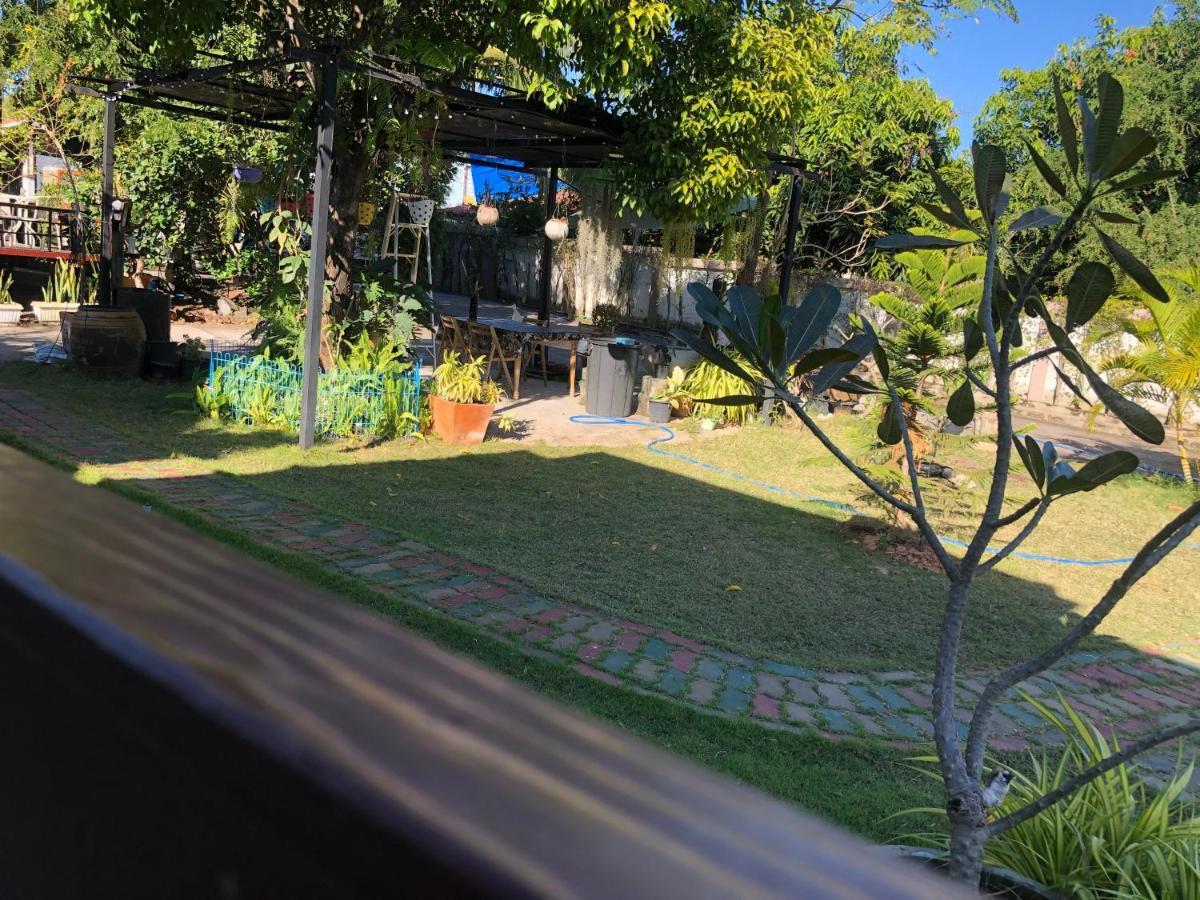 มุกดาสวรรค์ รีสอร์ท - Mukda Sawan Resort Mukdahan Exteriör bild