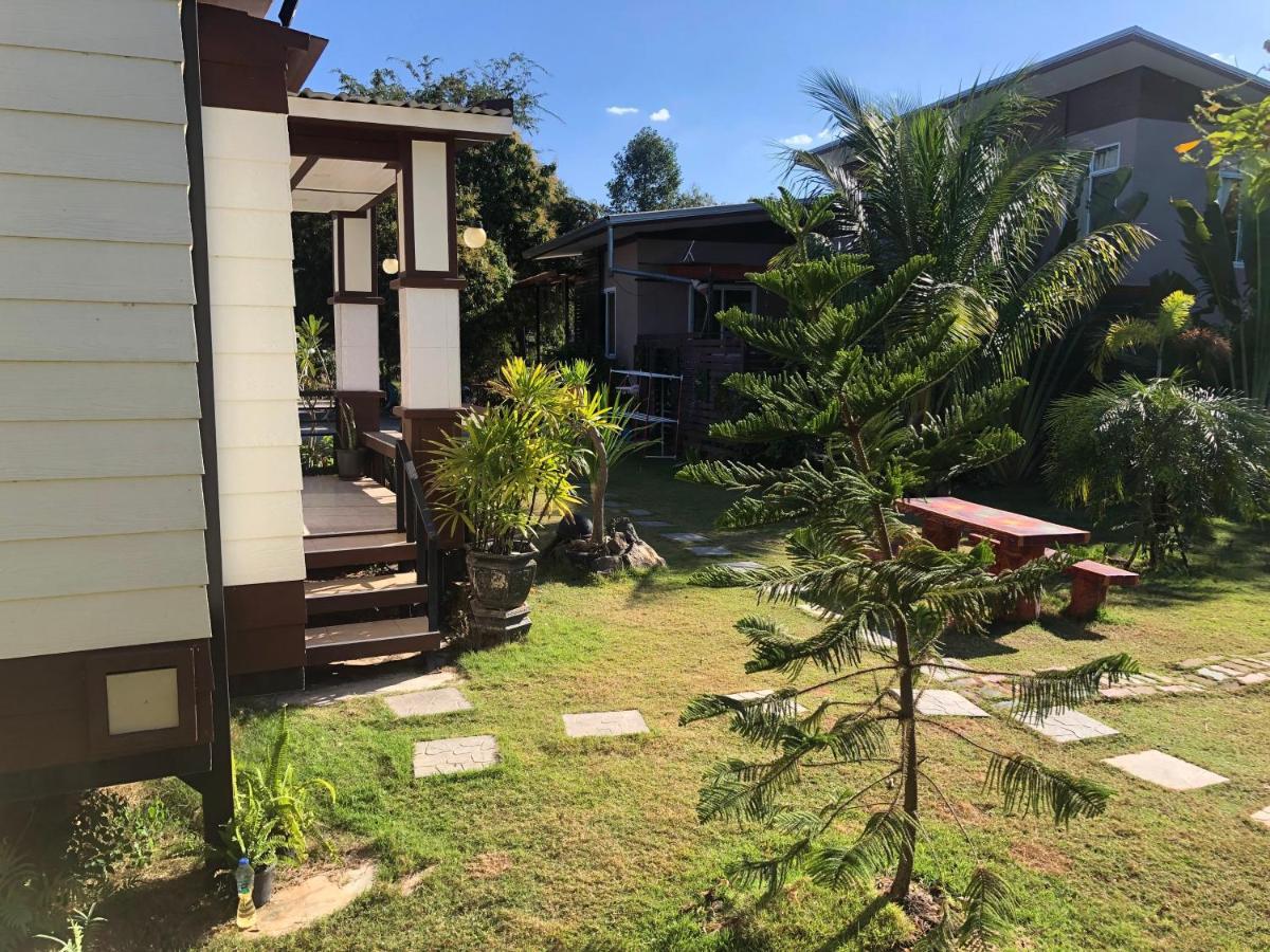 มุกดาสวรรค์ รีสอร์ท - Mukda Sawan Resort Mukdahan Exteriör bild