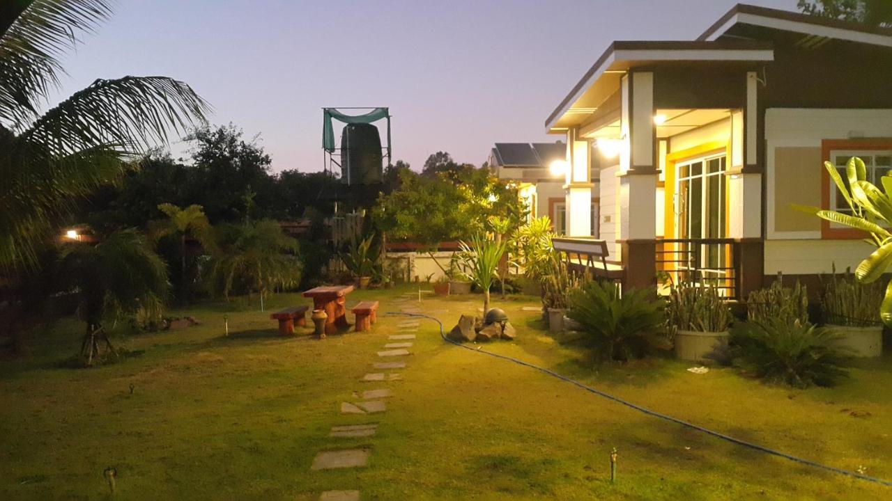 มุกดาสวรรค์ รีสอร์ท - Mukda Sawan Resort Mukdahan Exteriör bild