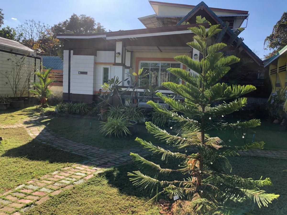 มุกดาสวรรค์ รีสอร์ท - Mukda Sawan Resort Mukdahan Exteriör bild
