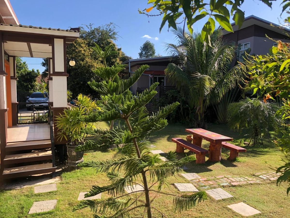 มุกดาสวรรค์ รีสอร์ท - Mukda Sawan Resort Mukdahan Exteriör bild
